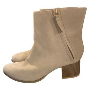 Old Navy Soft Tan Ankle Boots - Size: 10